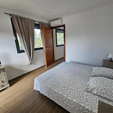 Hébergement de vacances Les Gazelles, Clim, Plage Et Commerces A Pied, Piscine Privee
